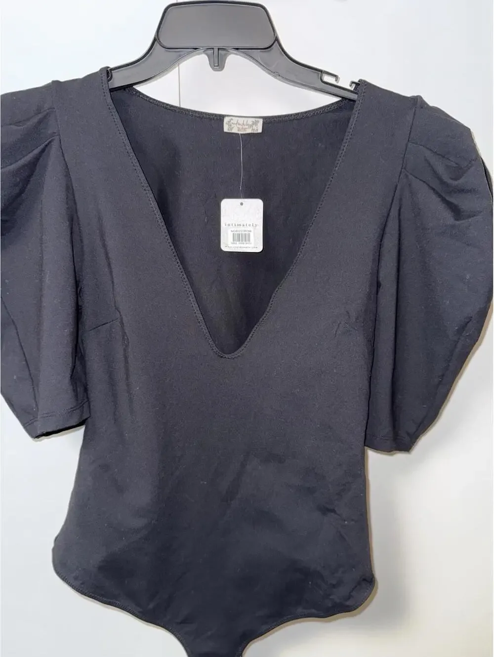 Free People womens deep v neck Bodysuit top sz M Puff Sleeve NEW $68 y2k minimal